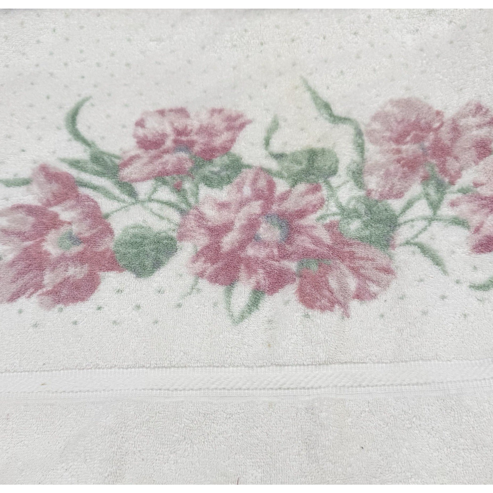 Vintage Utica J P Stevens White Pink Pastel Butterfly Floral‎ Bath Towel U.S.A.